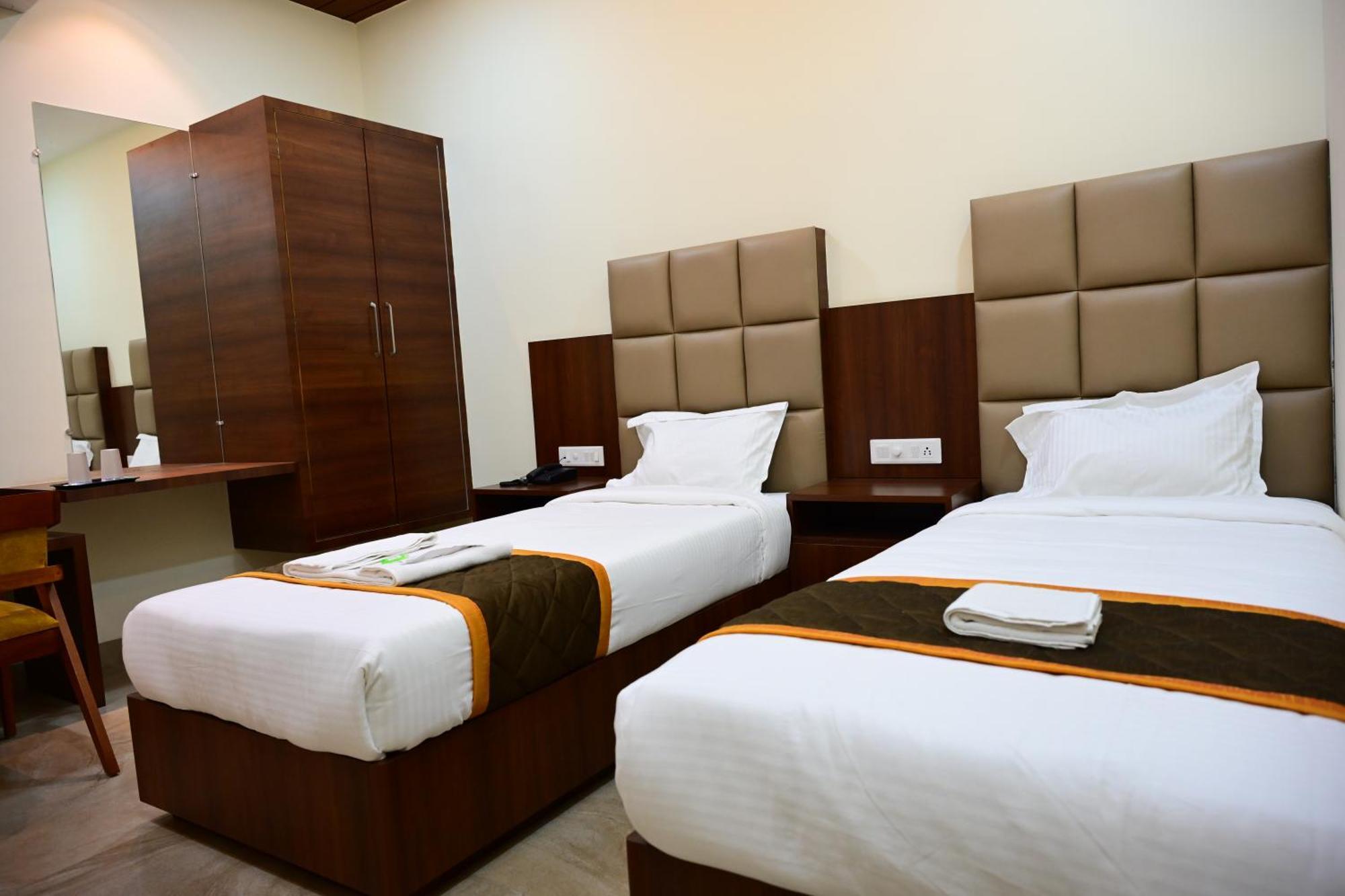 Unnati Stay Inn Vijayapura Bijāpur المظهر الخارجي الصورة