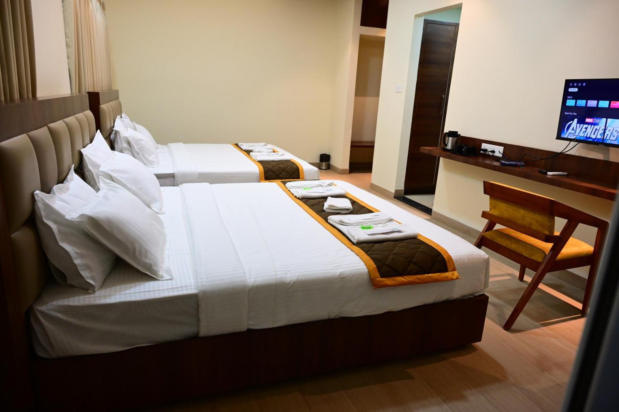 Unnati Stay Inn Vijayapura Bijāpur المظهر الخارجي الصورة