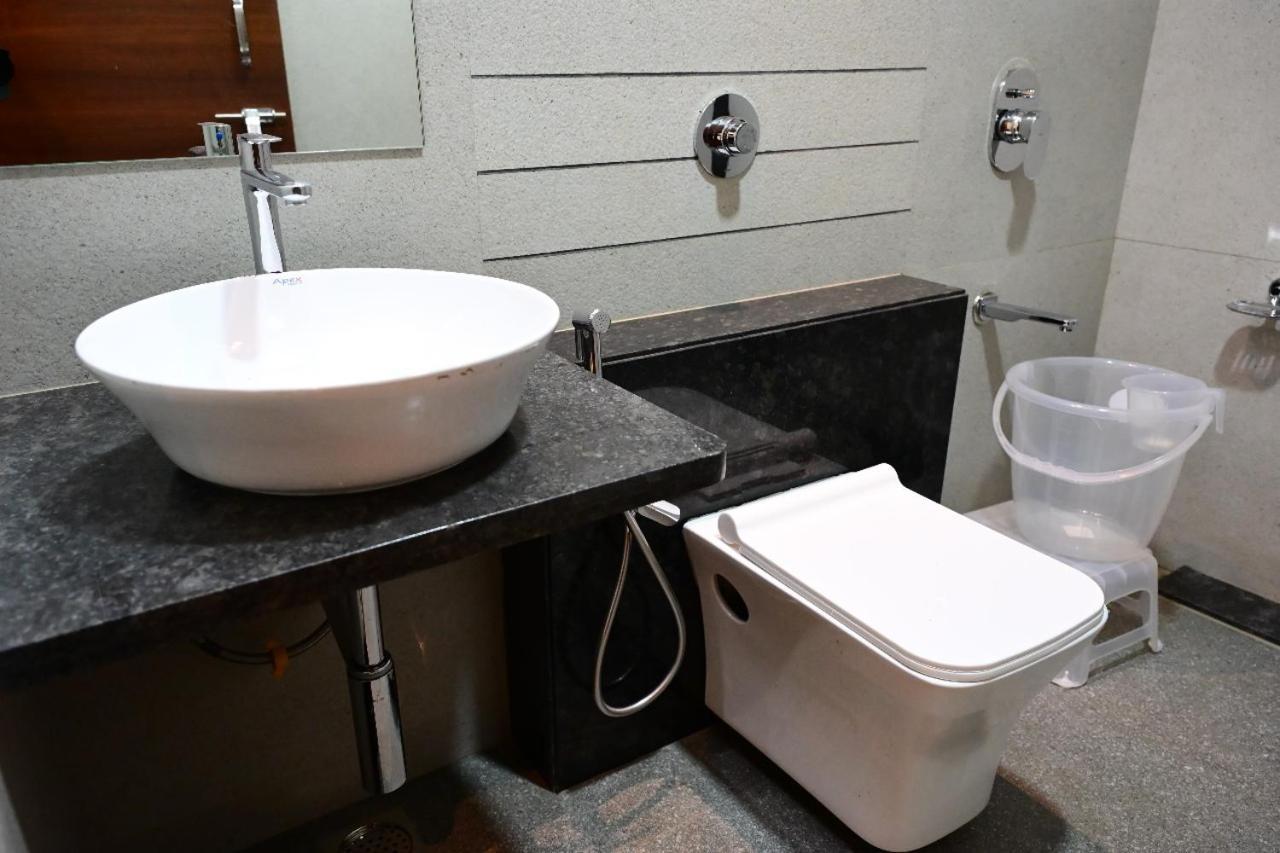 Unnati Stay Inn Vijayapura Bijāpur المظهر الخارجي الصورة