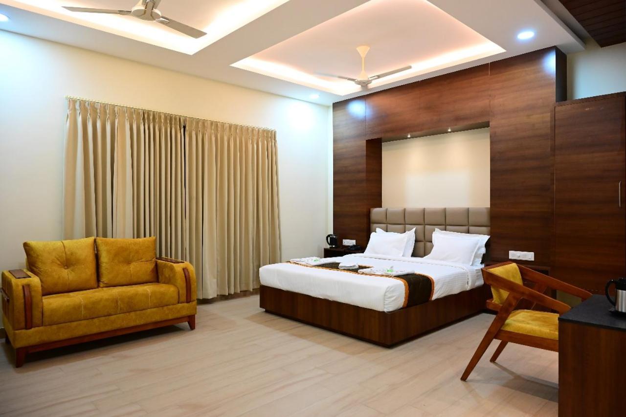Unnati Stay Inn Vijayapura Bijāpur المظهر الخارجي الصورة