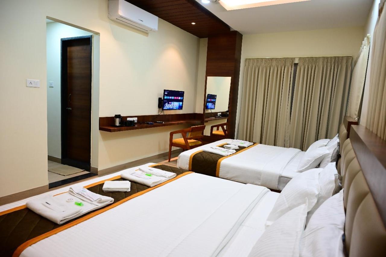 Unnati Stay Inn Vijayapura Bijāpur المظهر الخارجي الصورة