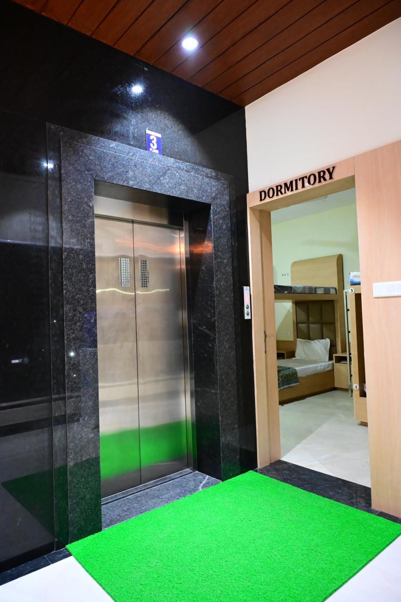 Unnati Stay Inn Vijayapura Bijāpur المظهر الخارجي الصورة