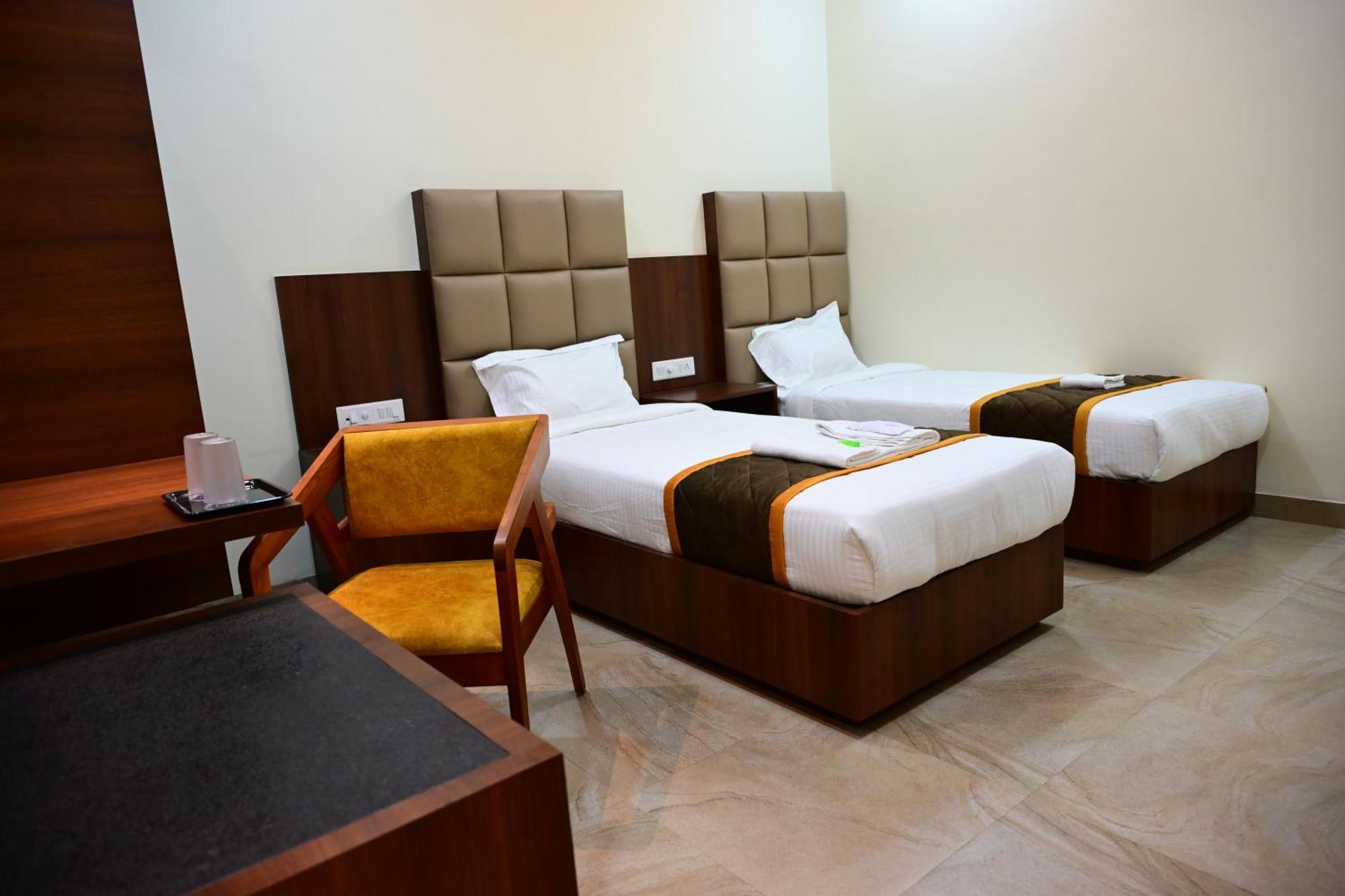 Unnati Stay Inn Vijayapura Bijāpur المظهر الخارجي الصورة